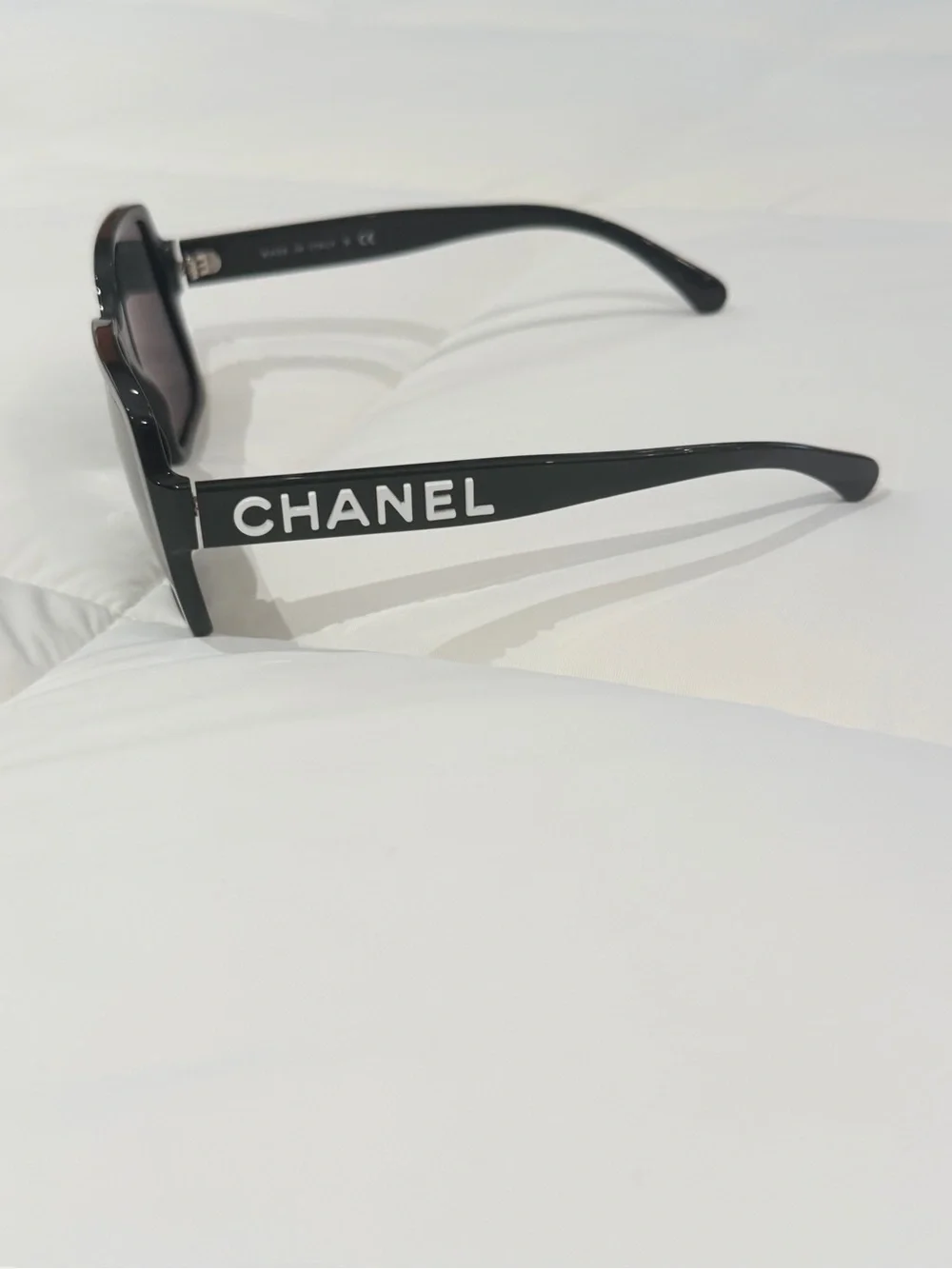 Authentic CHANEL 5408 c.1026/S4 Black Oversized Square Sunglasses Gray Lens 3N